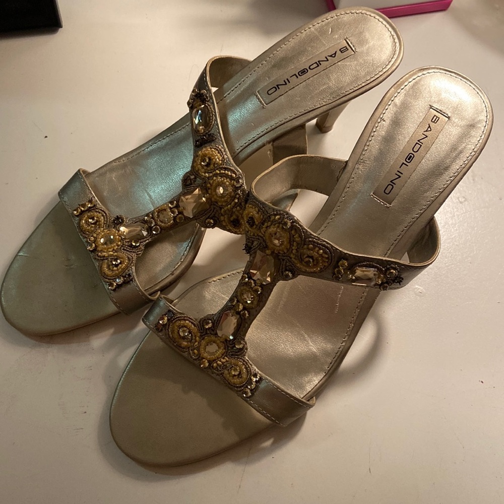 Bandolino 8 1/2 heels